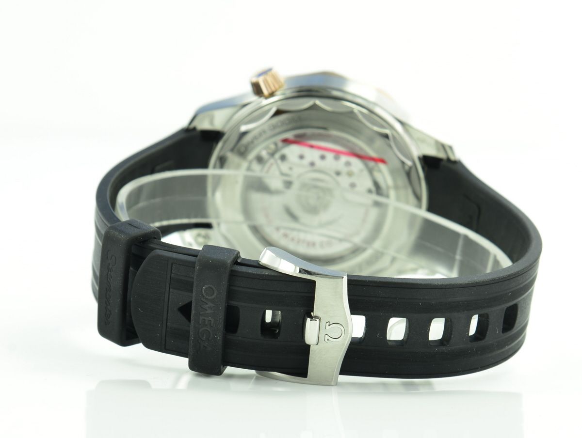 Omega Seamaster Diver 300M Master Chronometer Keramik