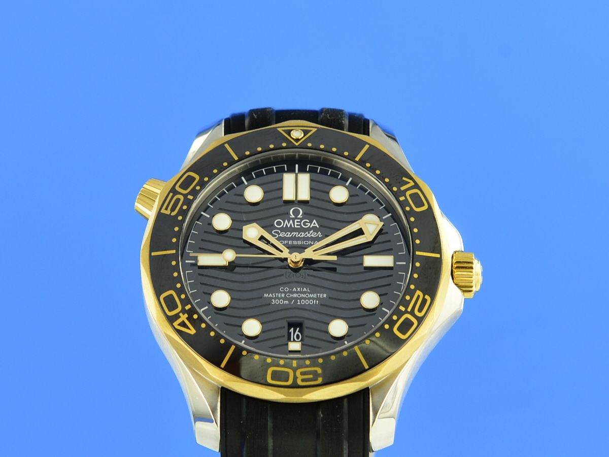 Omega Seamaster Diver 300M Master Chronometer Keramik