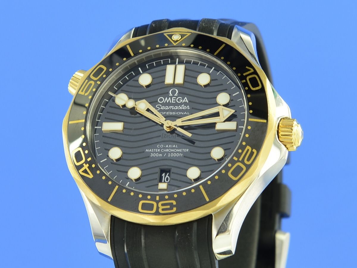Omega Seamaster Diver 300M Master Chronometer Keramik