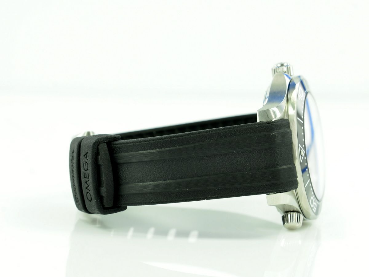 Omega Seamaster Diver 300M Master Chronometer