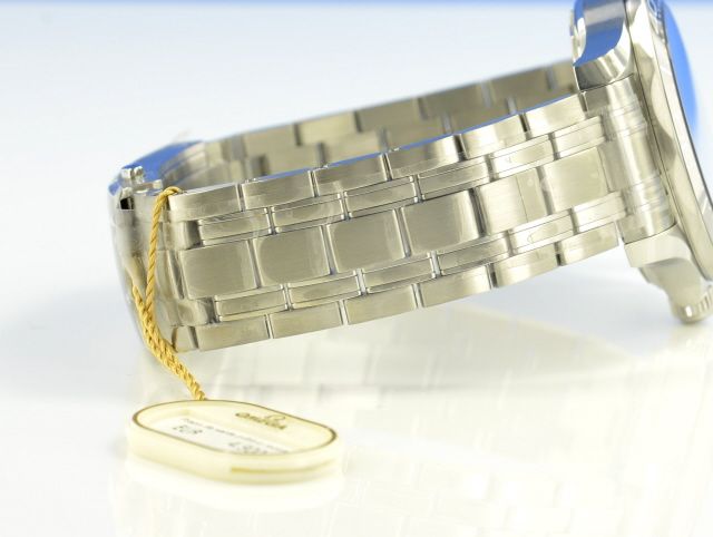 Omega Seamaster Diver 300M Master Chronometer