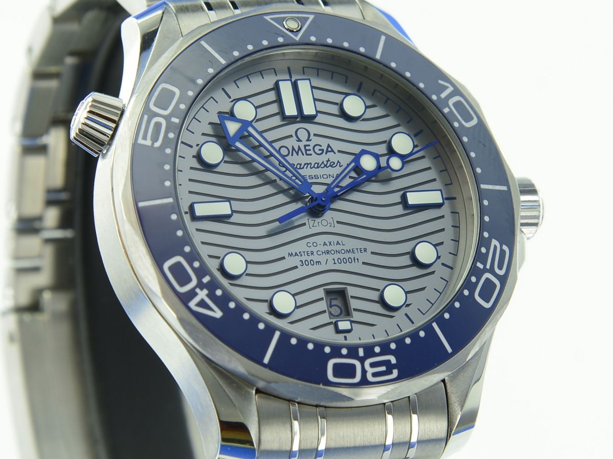 Omega Seamaster Diver 300M Master Chronometer