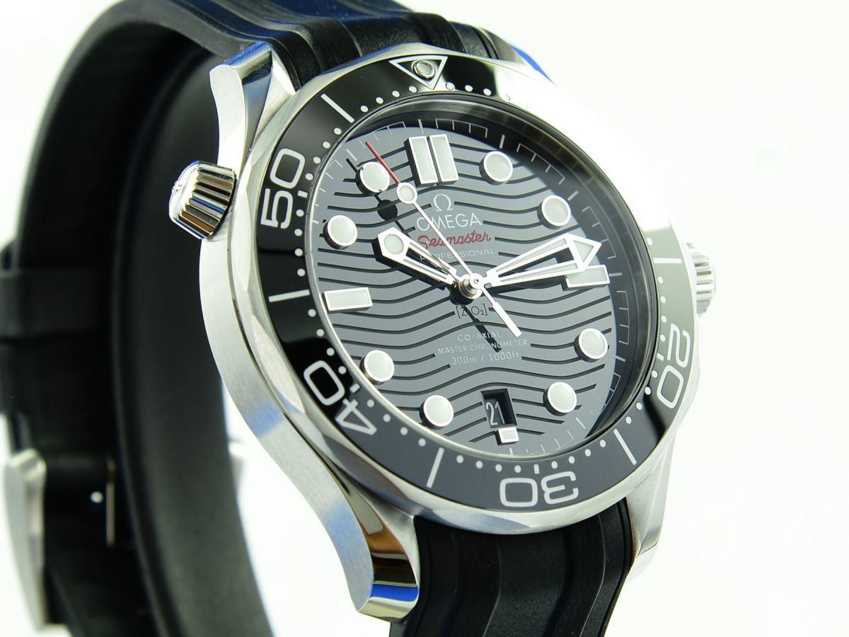 Omega Seamaster Diver 300M Master Chronometer
