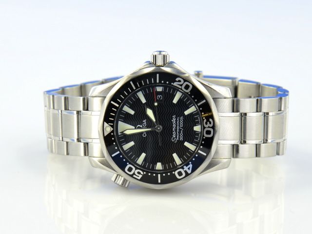 Omega Seamaster Diver 300M Medium Quarz