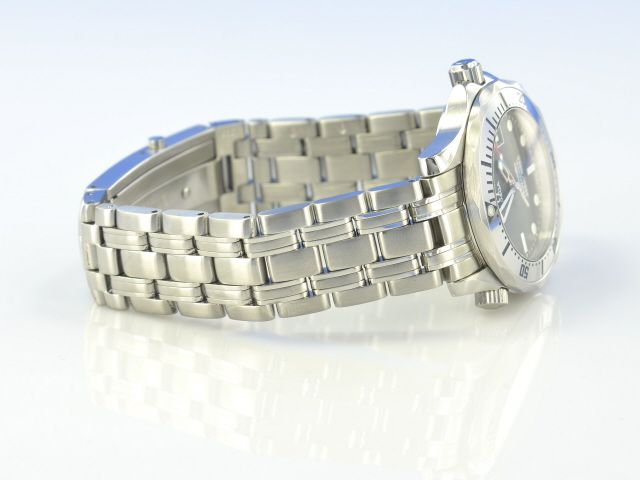 Omega Seamaster Diver 300M Medium Quarz