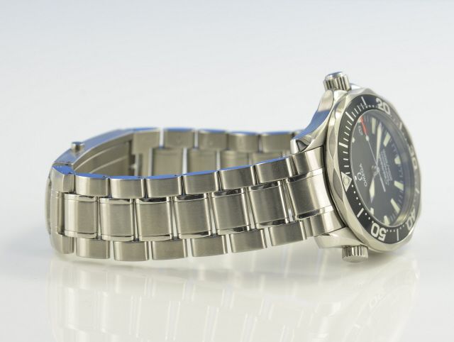 Omega Seamaster Diver 300M Medium Quarz