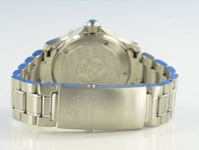 Omega Seamaster Diver 300M Medium Quarz