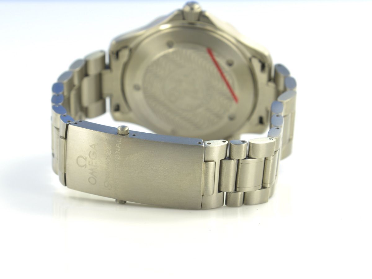 Omega Seamaster Diver 300M Titan