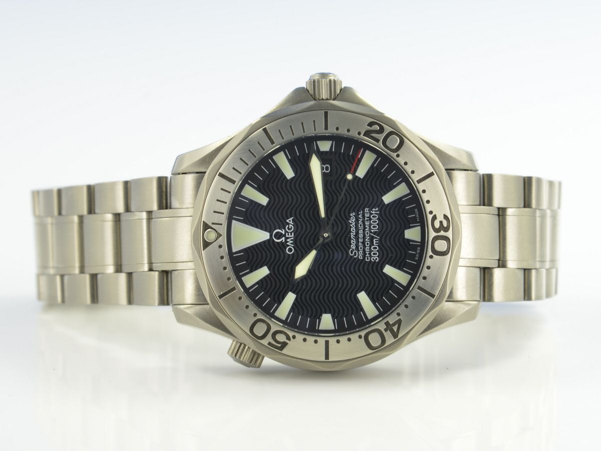 Omega Seamaster Diver 300M Titan