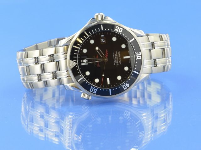 Omega Seamaster James Bond 007 Limited Edition