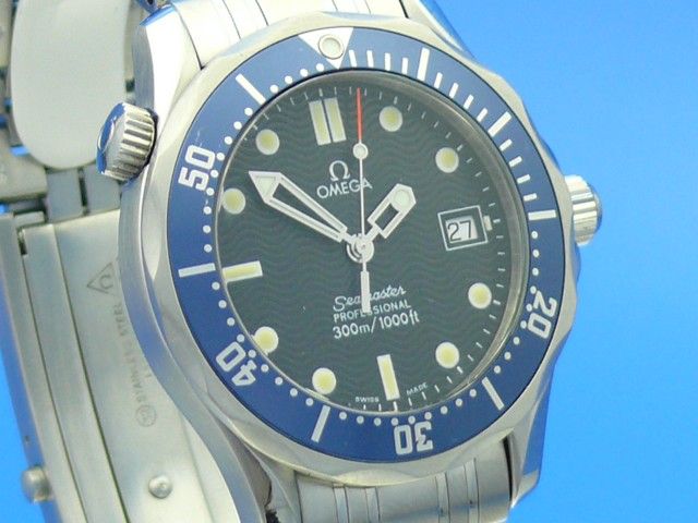 Omega Seamaster Mid-Size Medium