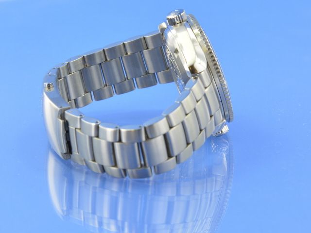 Omega Seamaster Planet Ocean 42 mm