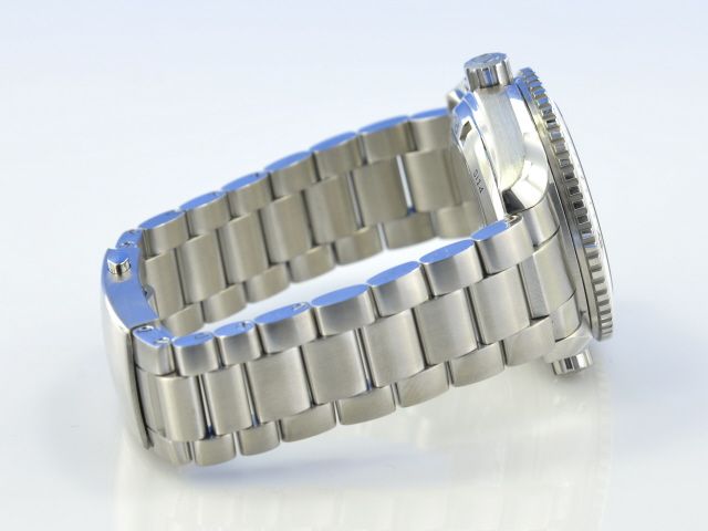 Omega Seamaster Planet Ocean 42 mm