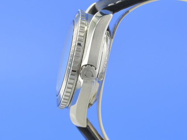 Omega Seamaster Planet Ocean 42 mm