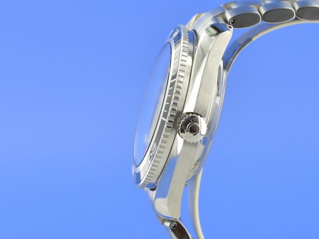 Omega Seamaster Planet Ocean 42 mm