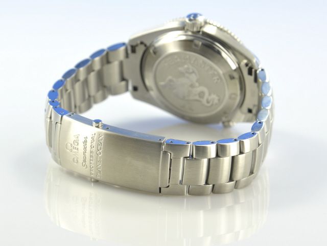Omega Seamaster Planet Ocean 42 mm