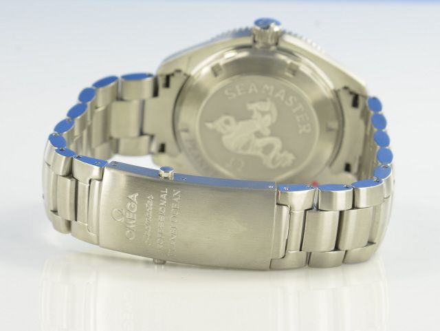 Omega Seamaster Planet Ocean 42 mm