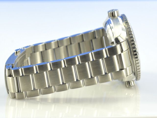 Omega Seamaster Planet Ocean 600M 42 mm