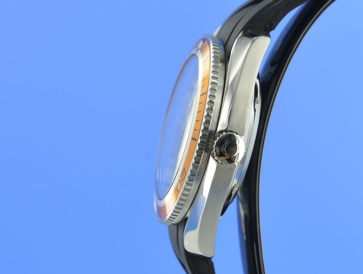 Omega Seamaster Planet Ocean  600M