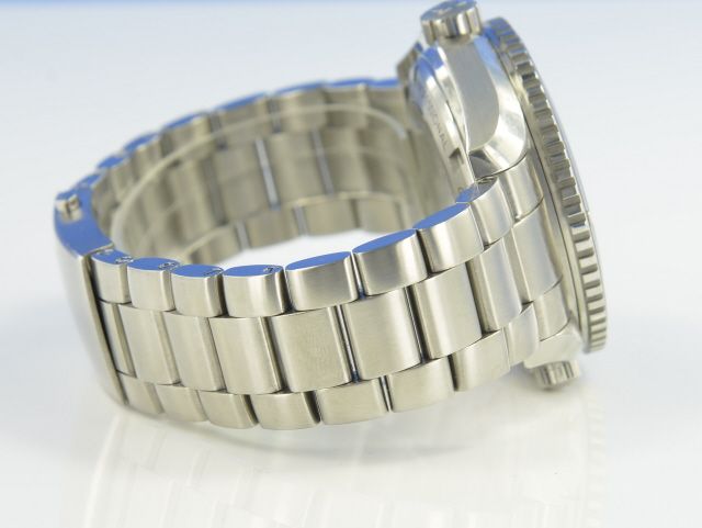 Omega Seamaster Planet Ocean Bigsize