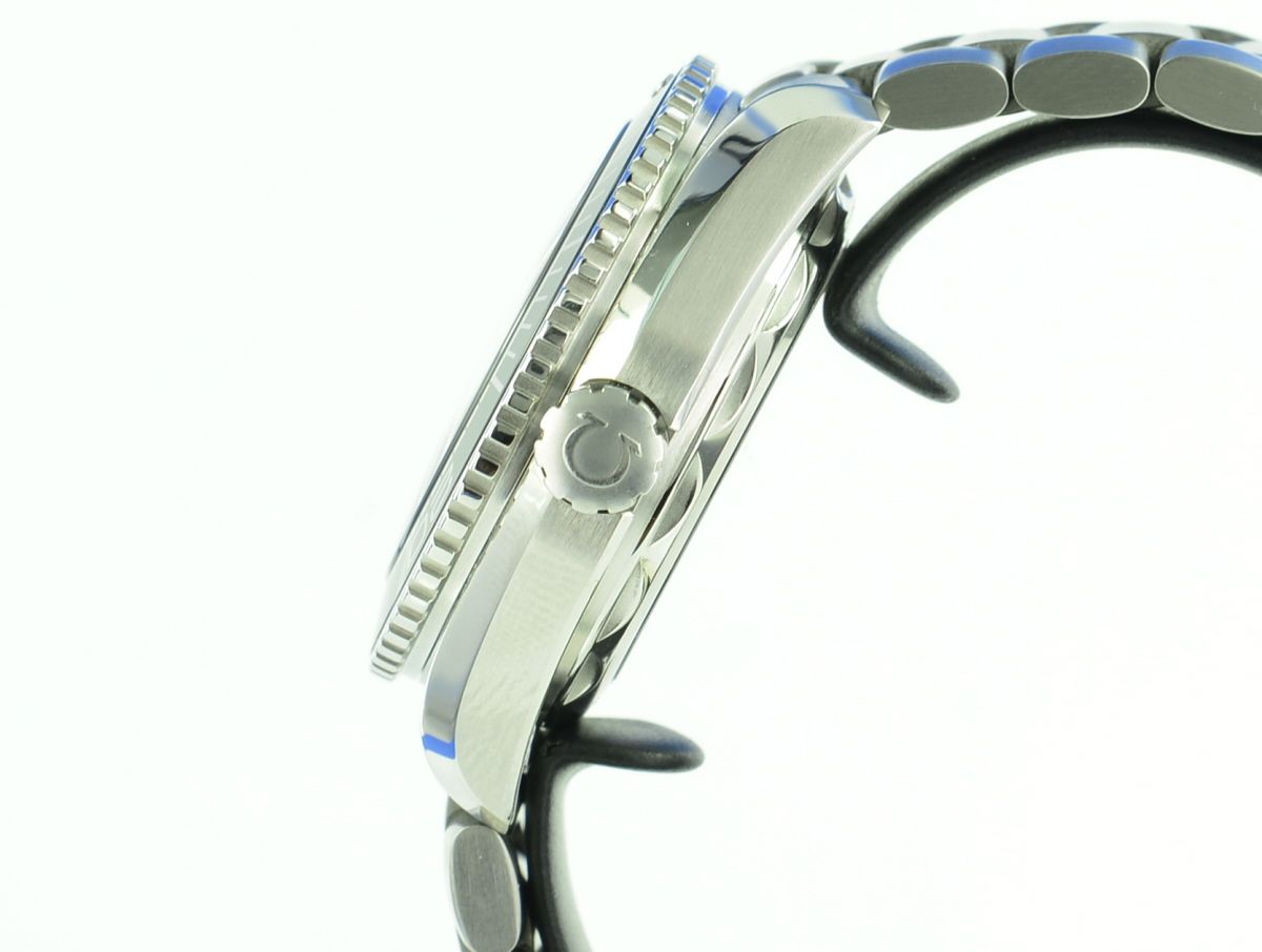 Omega Seamaster Planet Ocean Master Chronometer