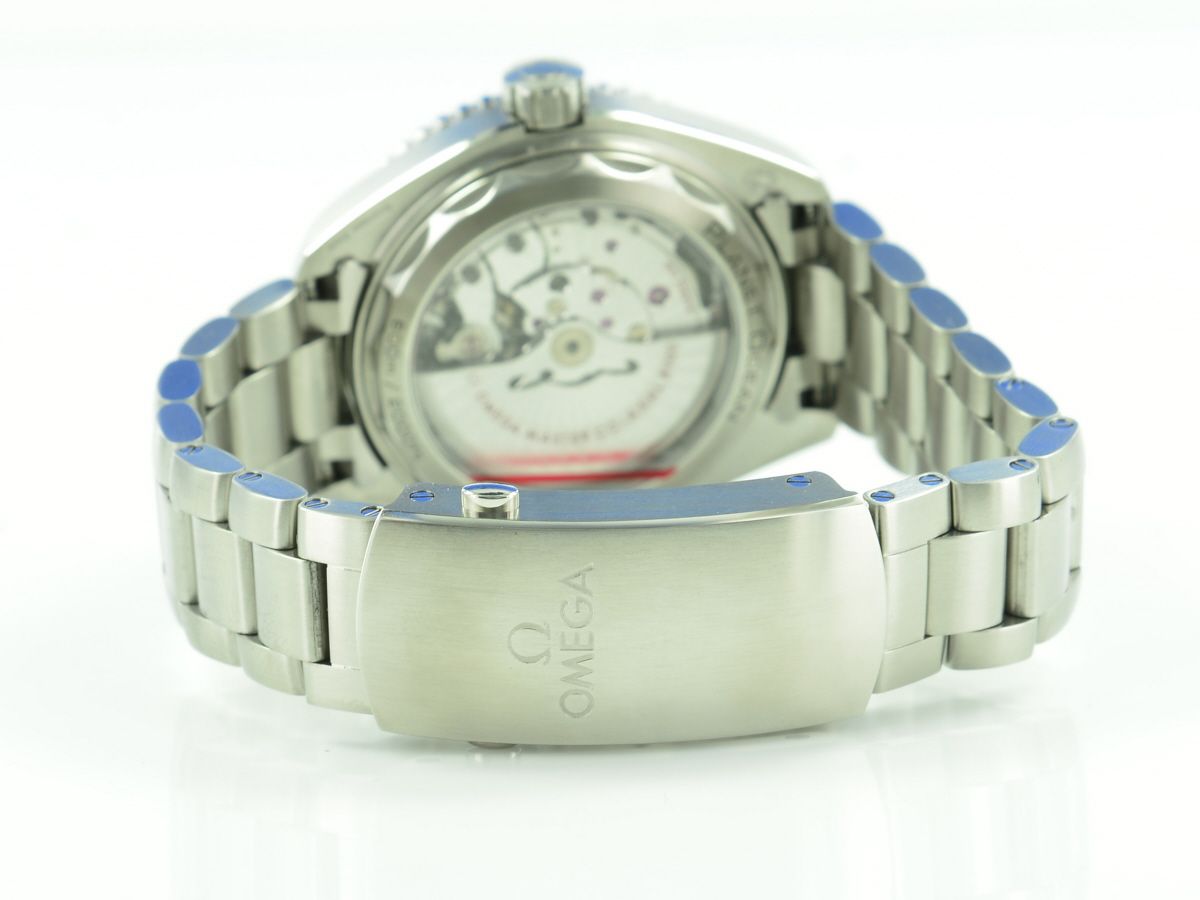 Omega Seamaster Planet Ocean Master Chronometer
