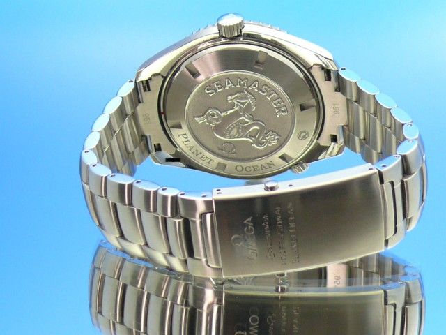 Omega Seamaster Planet Ocean aus 11/2010