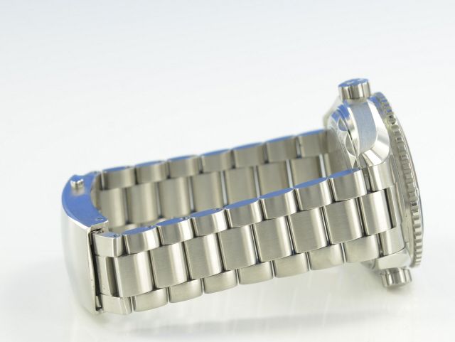 Omega Seamaster Planet Ocean 43.5 mm