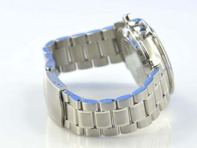 Omega Speedmaster Moonwatch