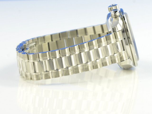 Omega Speedmaster 38 Co-Axial Chronograph