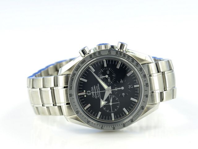 Omega Speedmaster Broad Arrow 42 mm