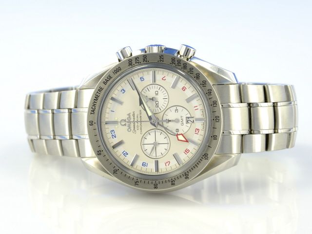 omega speedmaster broad arrow gmt