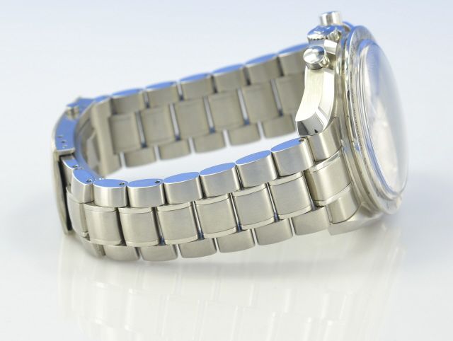 Omega Speedmaster Broad Arrow GMT 44.25 mm