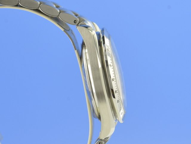 Omega Speedmaster Date