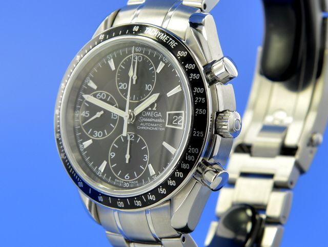 Omega Speedmaster Date 40mm Chronograph