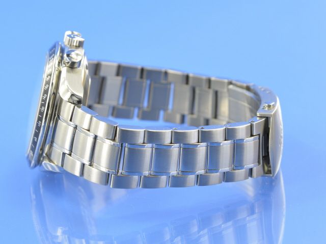 Omega Speedmaster Date 40mm Chronograph