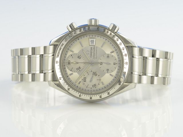 Omega Speedmaster Date Chronograph