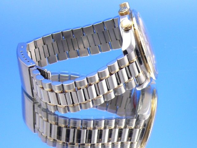 Omega Speedmaster Date Chronograph Stahl/Gold