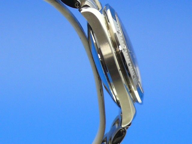 Omega Speedmaster Date Chronograph