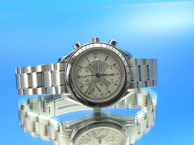 Omega Speedmaster Date Chronograph