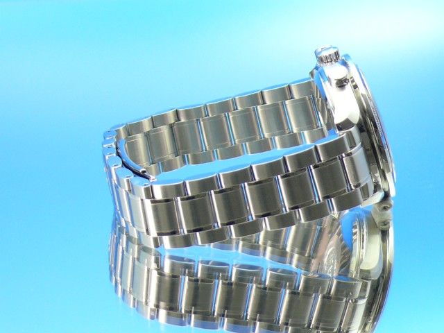 Omega Speedmaster Date Chronograph