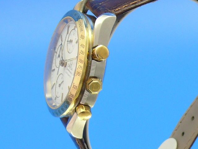 Omega Speedmaster Date Chronograph