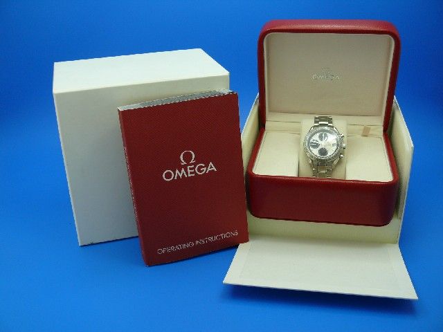 Omega Speedmaster Date Chronograph