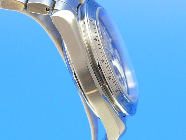 Omega Speedmaster Date Chronograph