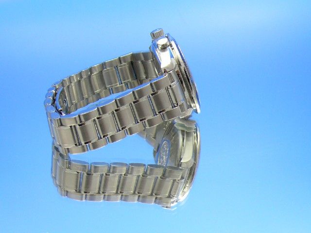 Omega Speedmaster Date Chronograph