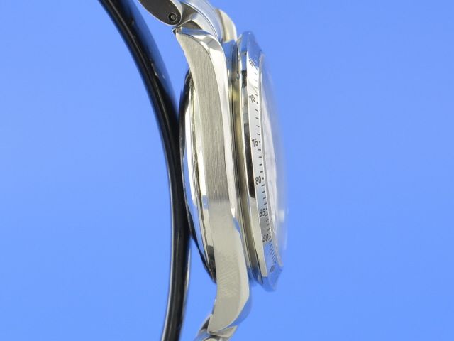 Omega Speedmaster Date Chronograph