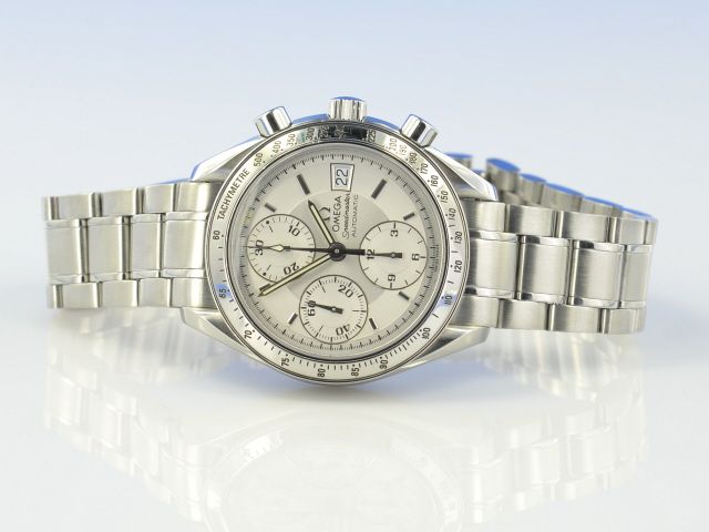 Omega Speedmaster Date Chronograph