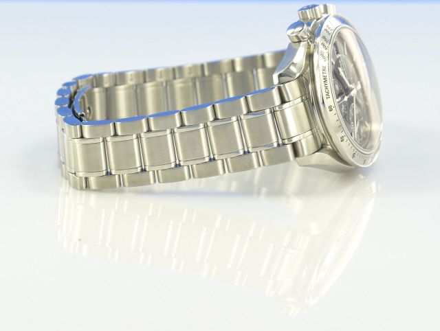 Omega Speedmaster Date Chronograph