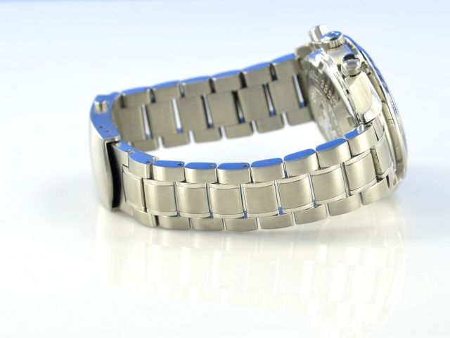 Omega Speedmaster Date Chrononograph Chronometer 40 mm