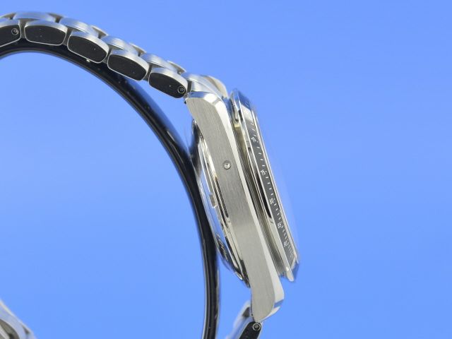 Omega Speedmaster Date